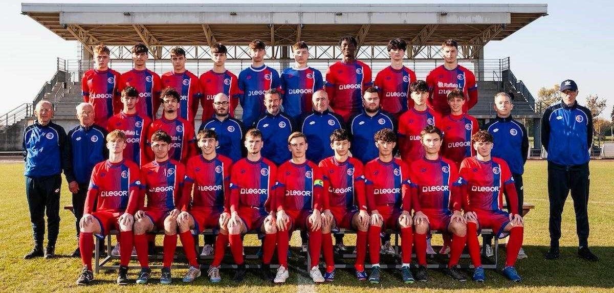 Juniores élite campione d’inverno al debutto assoluto in categoria: l’orgoglio e la soddisfazione di mister Igor Baccin