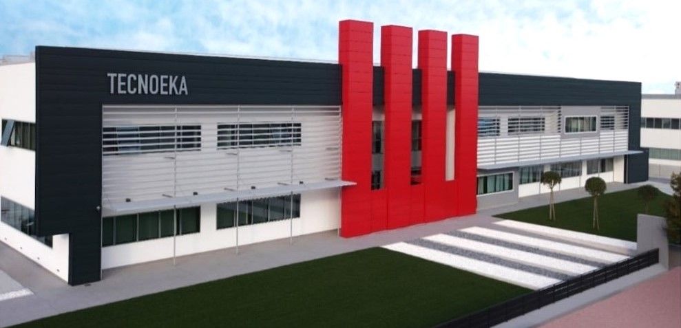 Focus sponsor: copertina alla «Tecnoeka» di Borgoricco, azienda leader nella progettazione e produzione di forni a convezione elettrici e a gas per la ristorazione professionale